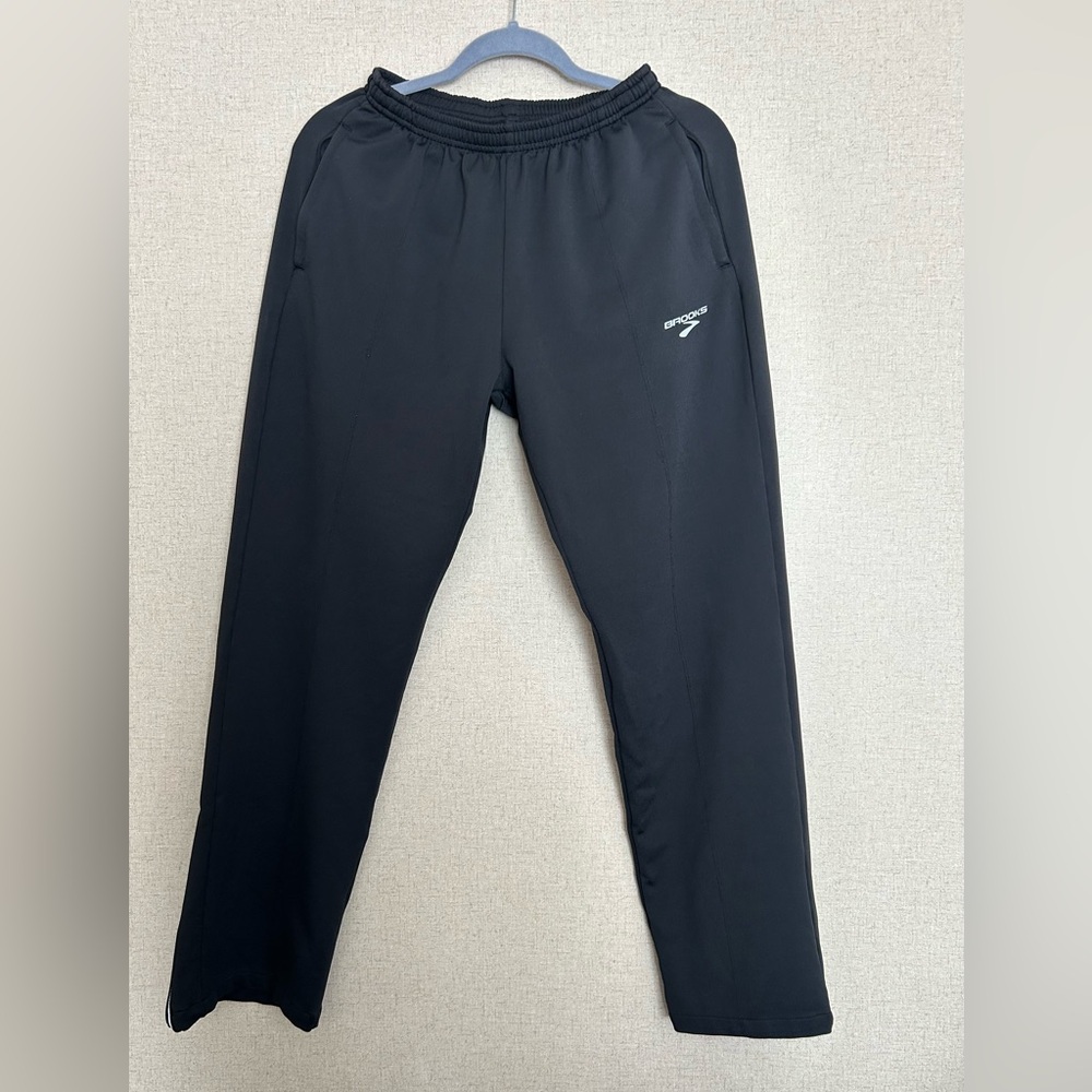 Brooks Men's Black Joggers